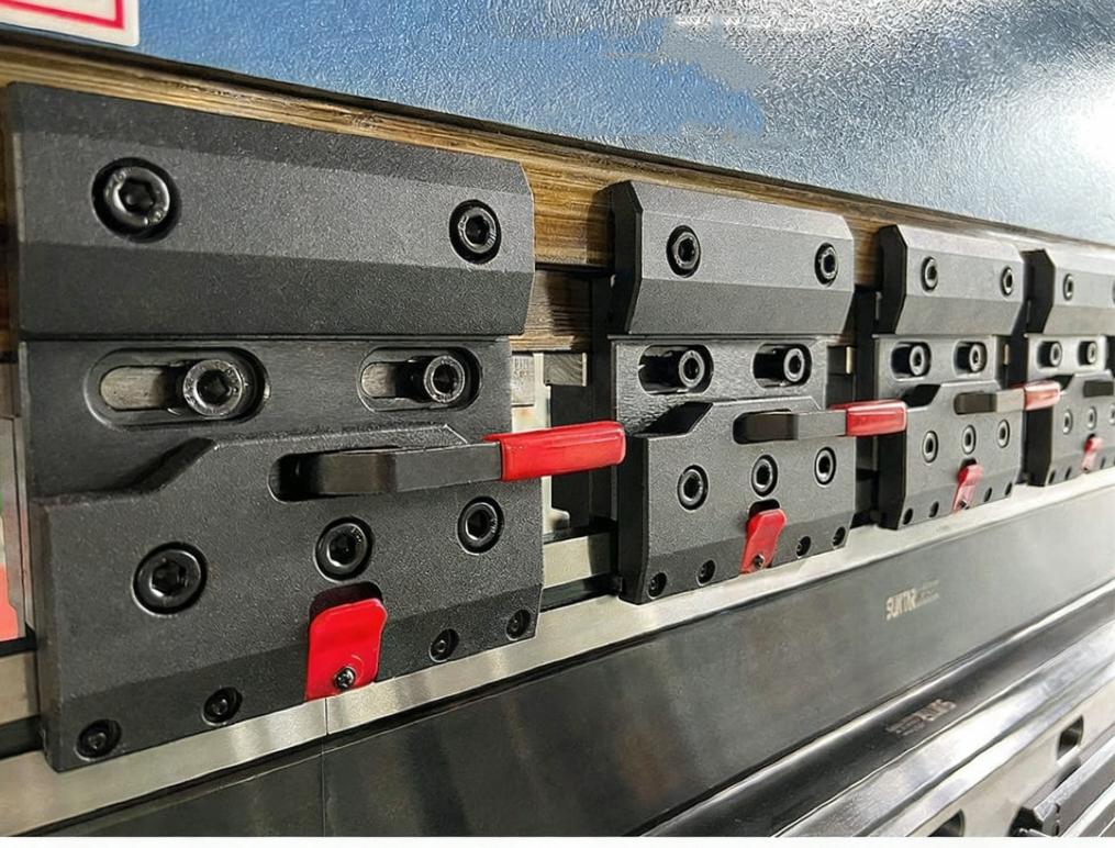 Press brake tooling maintenance and inspection